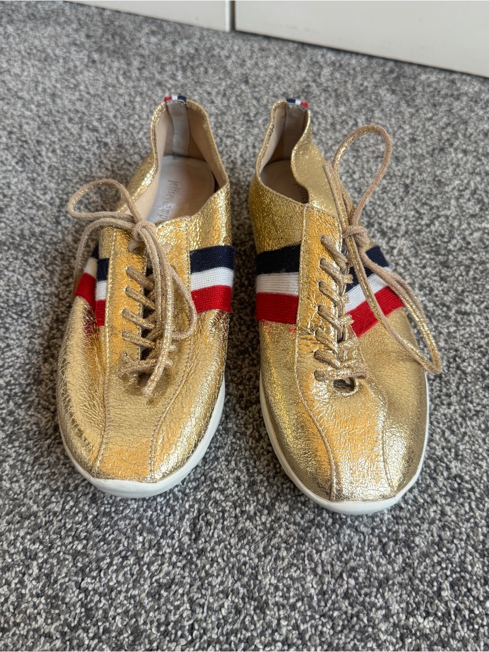 Jeffrey Campbell Motion 2 Gold Metallic Leather Sneakers Stripe Shoes Women’s 8 - Picture 3 of 11